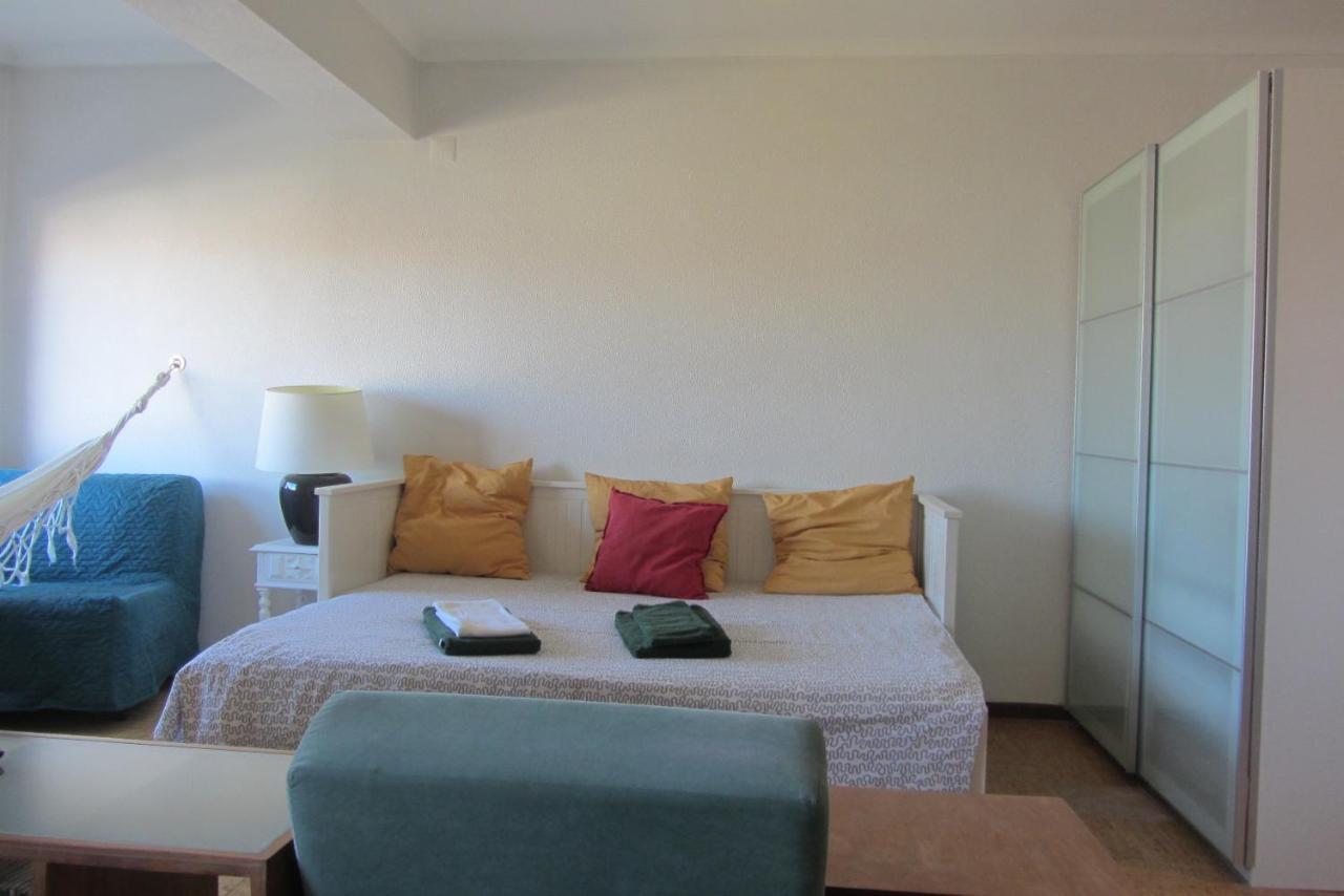 Quiet Studio City Center Porto Bagian luar foto